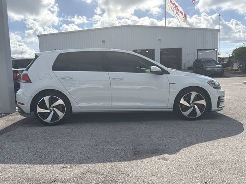Used 2018 Volkswagen GTI Autobahn FWD image 4