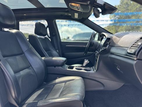 Used 2019 Jeep Grand Cherokee High Altitude RWD image 18