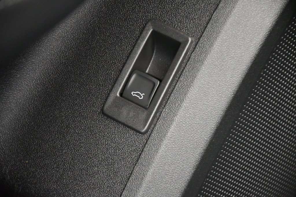 Used 2025 Audi Q5 Prestige AWD/4WD image 33