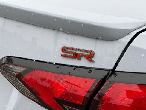 New 2025 Nissan Versa SR w/ Trunk Package image 8
