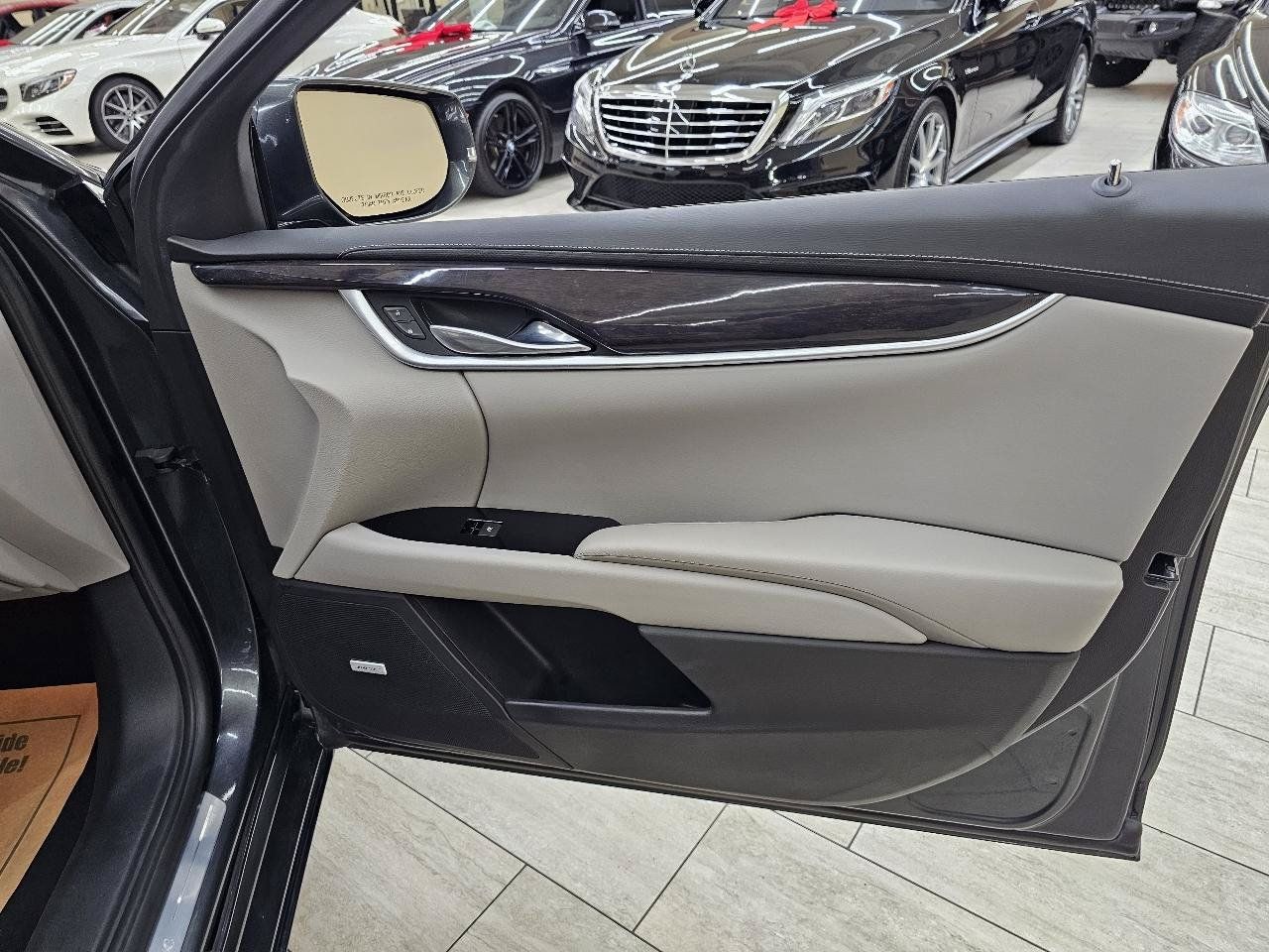 Used 2017 Cadillac XTS Luxury FWD image 38