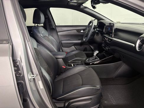 Used 2023 Kia Forte GT-Line w/ GT-Line Premium Package FWD image 41