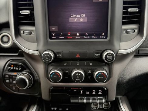 Used 2019 RAM 1500 Big Horn AWD/4WD image 14