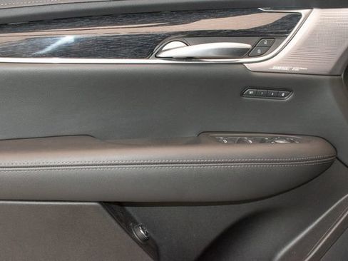 Used 2021 Cadillac XT5 Luxury w/ LPO, Floor Liner Package AWD/4WD image 20