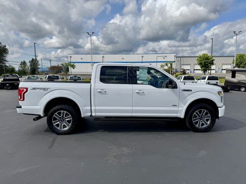 Used 2017 Ford F150 XLT w/ Equipment Group 301A Mid AWD/4WD image 3