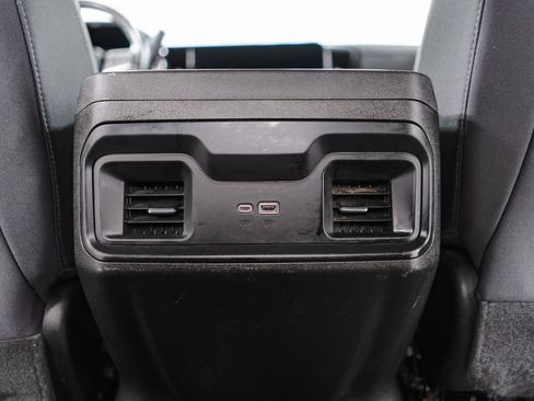 Used 2024 Chevrolet Silverado 2500 LT w/ Z71 Sport Edition image 31