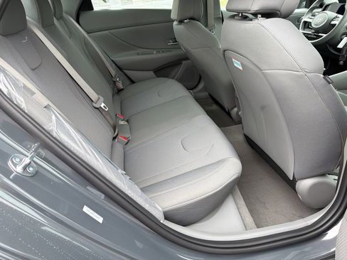 New 2026 Hyundai Elantra SE image 15