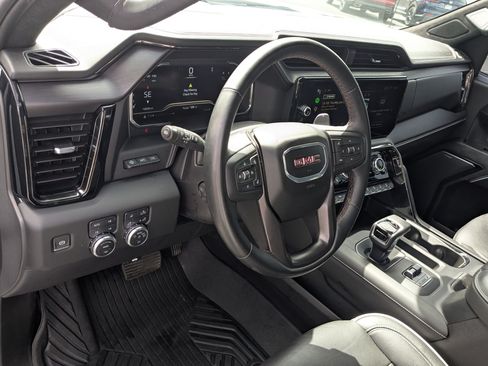 Used 2024 GMC Sierra 1500 AT4X w/ AT4X AEV Edition AWD/4WD image 17