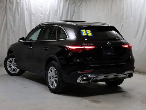 Used 2023 Mercedes-Benz GLC 300 4MATIC image 9