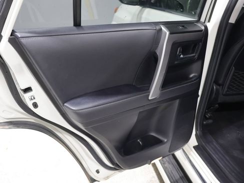 Used 2023 Toyota 4Runner Limited AWD/4WD image 19