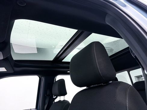 Used 2023 Ford F150 XLT w/ Equipment Group 302A High image 5