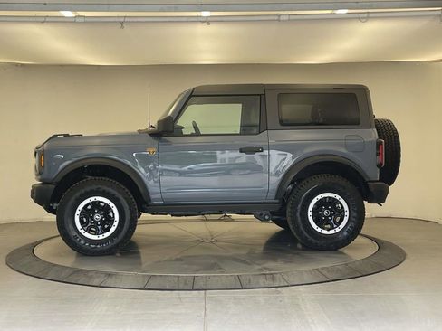 Used 2025 Ford Bronco Badlands w/ Sasquatch Package AWD/4WD image 2