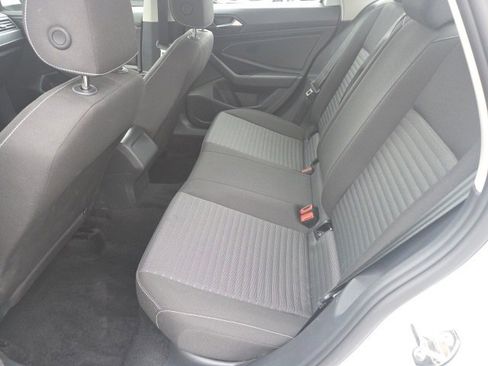 Used 2024 Volkswagen Jetta S image 10