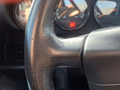 Used 1998 Porsche 911 Carrera image 19