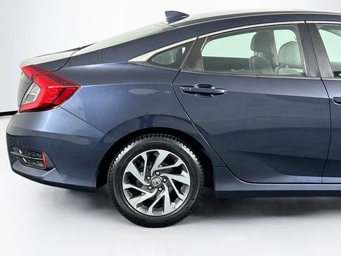 Used 2017 Honda Civic EX image 42
