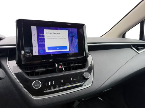 Used 2024 Toyota Corolla LE FWD image 12