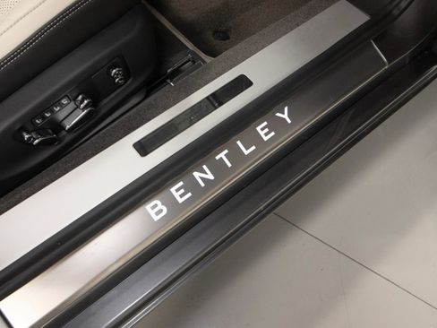 Used 2021 Bentley Continental GT image 45