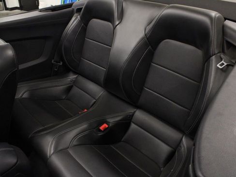 Used 2019 Ford Mustang GT Premium w/ Equipment Group 401A RWD image 39