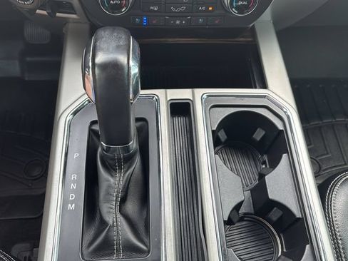 Used 2020 Ford F150 Lariat w/ Equipment Group 502A Luxury AWD/4WD image 24