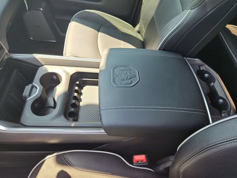 New 2026 RAM 3500 Laramie AWD/4WD image 20