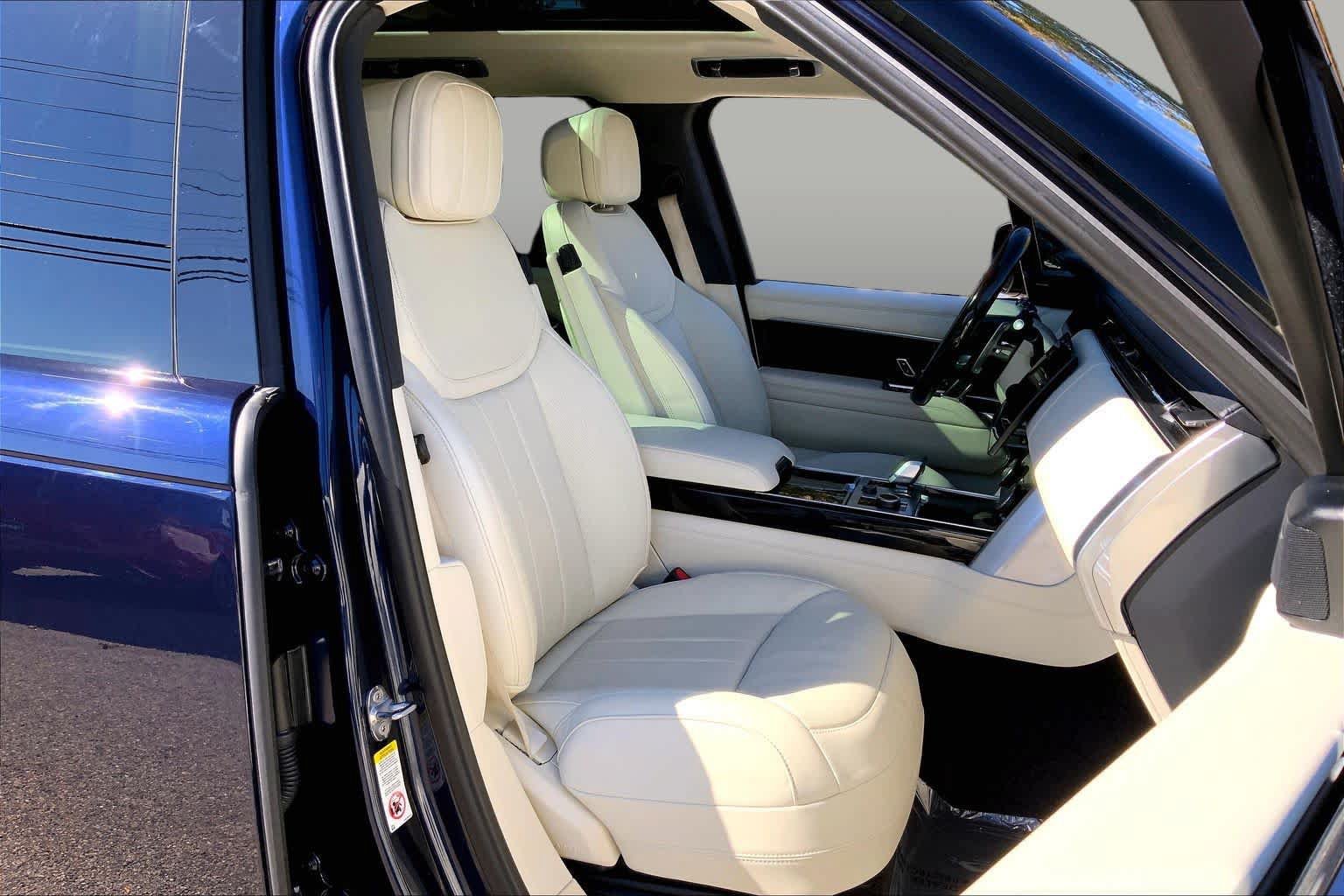 Used 2023 Land Rover Range Rover SE AWD/4WD image 8