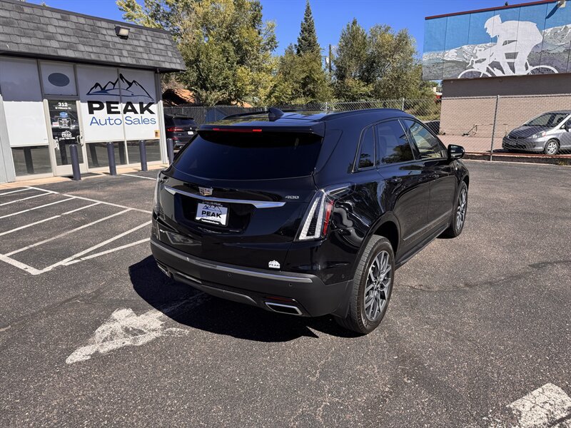 Used 2021 Cadillac XT5 Sportv w/ Platinum Package AWD/4WD image 9