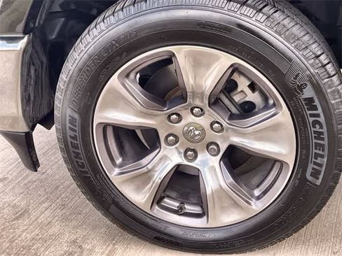 Used 2020 RAM 1500 Laramie image 9