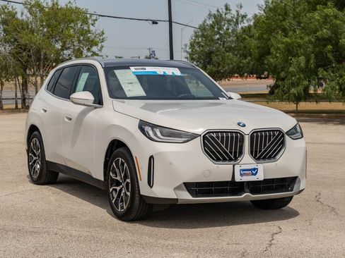 Used 2026 BMW X3 xDrive30i AWD/4WD image 2