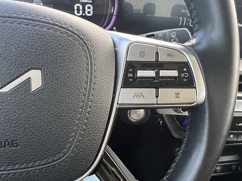 Used 2024 Kia Telluride S image 21