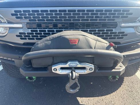 Used 2024 Ford Bronco Everglades AWD/4WD image 2