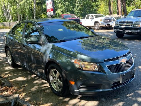 Used 2012 Chevrolet Cruze LT FWD image 7