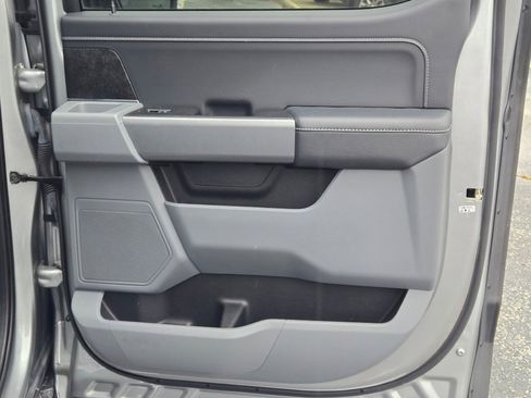 Certified 2022 Ford F150 XLT w/ Equipment Group 302A High image 8