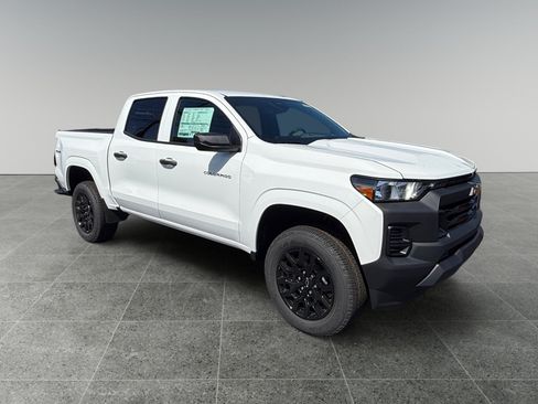 New 2026 Chevrolet Colorado W/T w/ WT Custom Package AWD/4WD image 7