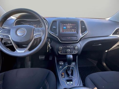Certified 2019 Jeep Cherokee Latitude w/ Popular Appearance Group AWD/4WD image 15