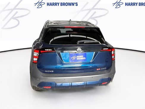 Used 2025 Nissan Kicks SR w/ Illumination Package AWD/4WD image 9