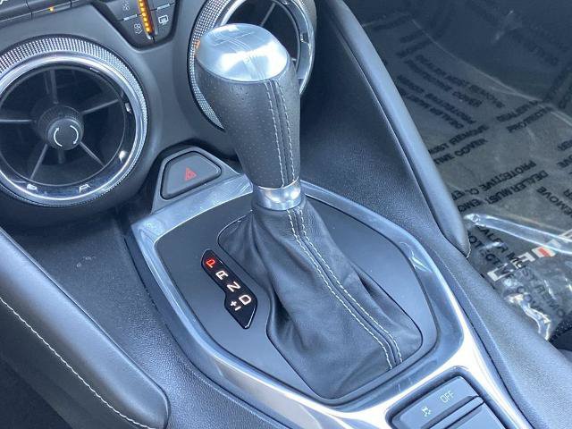 Used 2018 Chevrolet Camaro LT RWD image 12