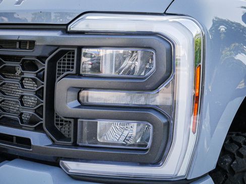 Used 2024 Ford F350 Lariat w/ Lariat Ultimate Package AWD/4WD image 6