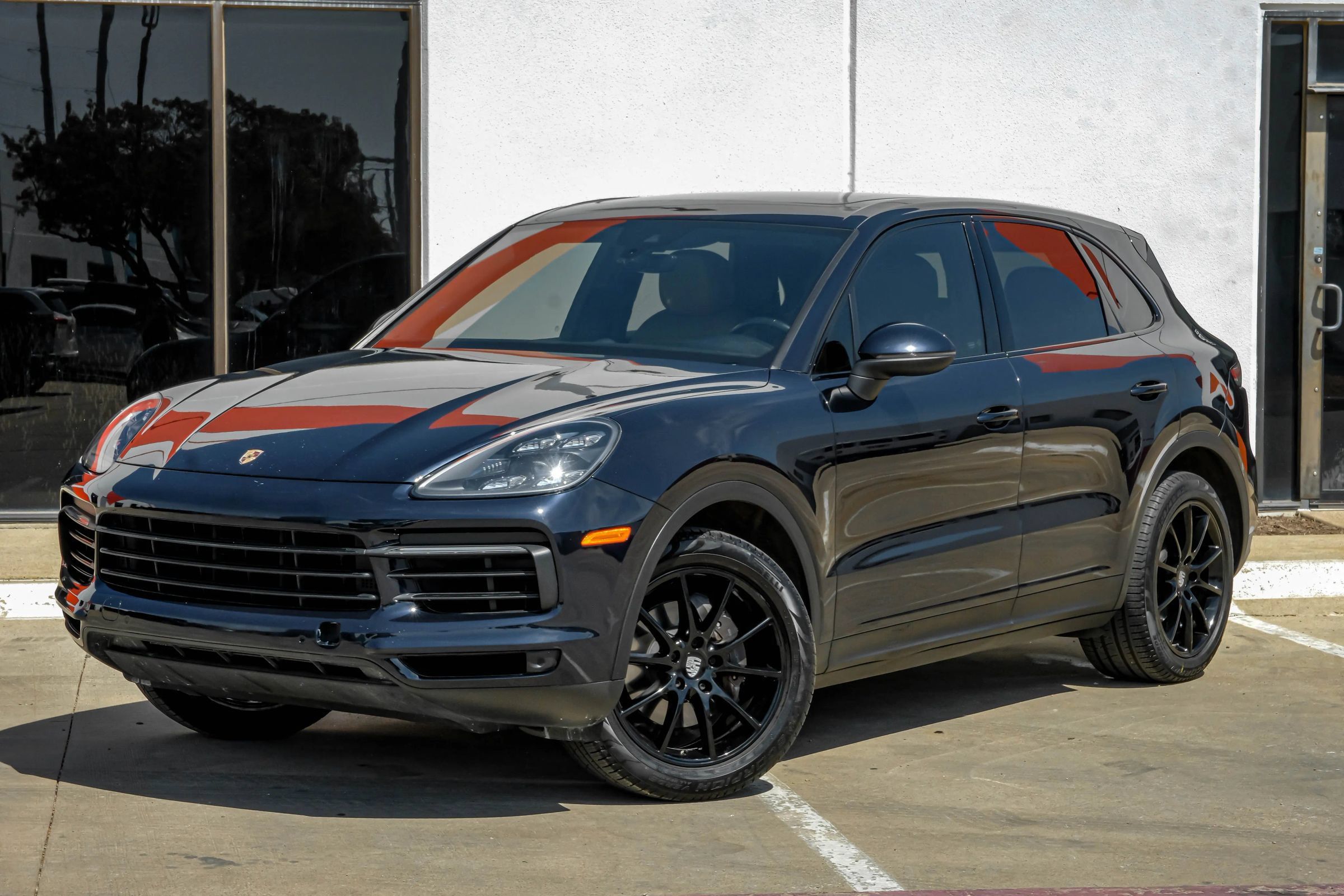 Used 2019 Porsche Cayenne AWD/4WD image 5