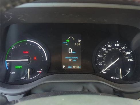 Certified 2022 Toyota Sienna XLE w/ XLE Plus Package FWD image 17