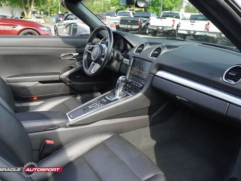 Used 2018 Porsche 718 Boxster S RWD image 30