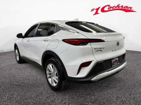 Certified 2024 Buick Envista Preferred w/ Convenience II Package image 20