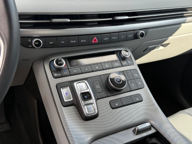 Used 2025 Hyundai Palisade SEL FWD image 18