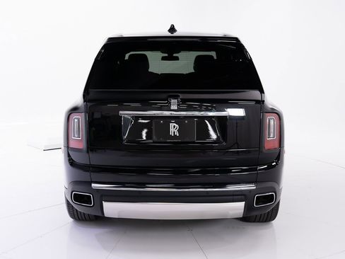 Certified 2024 Rolls-Royce Cullinan image 4