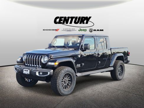 Used 2020 Jeep Gladiator Overland w/ Popular Equipment Package AWD/4WD image 8