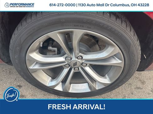 Used 2022 Dodge Challenger R/T image 11