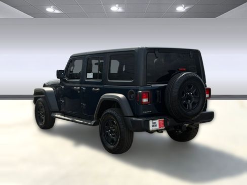 Used 2025 Jeep Wrangler Sport image 3