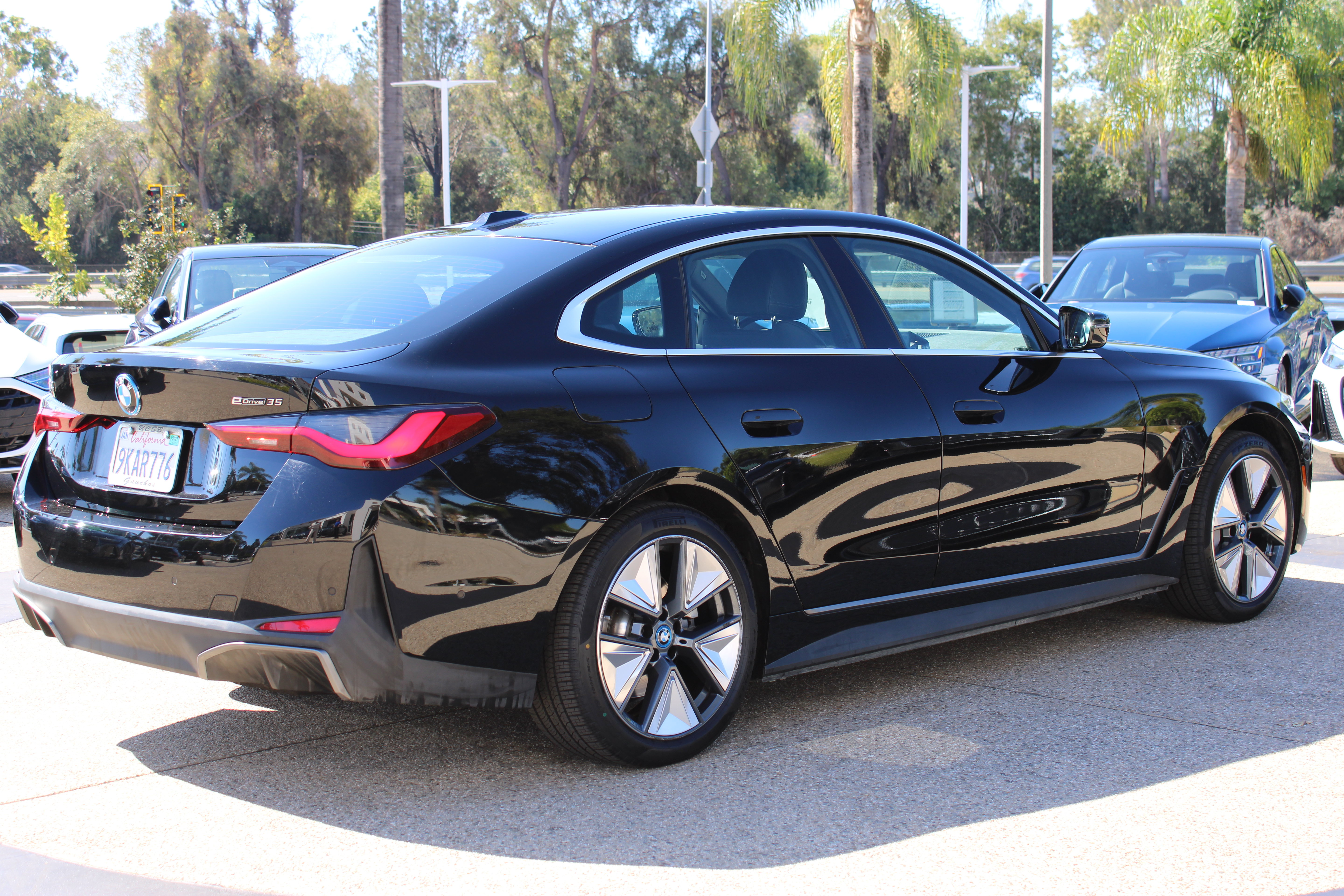 Used 2024 BMW i4 eDrive35 w/ Convenience Package RWD image 5