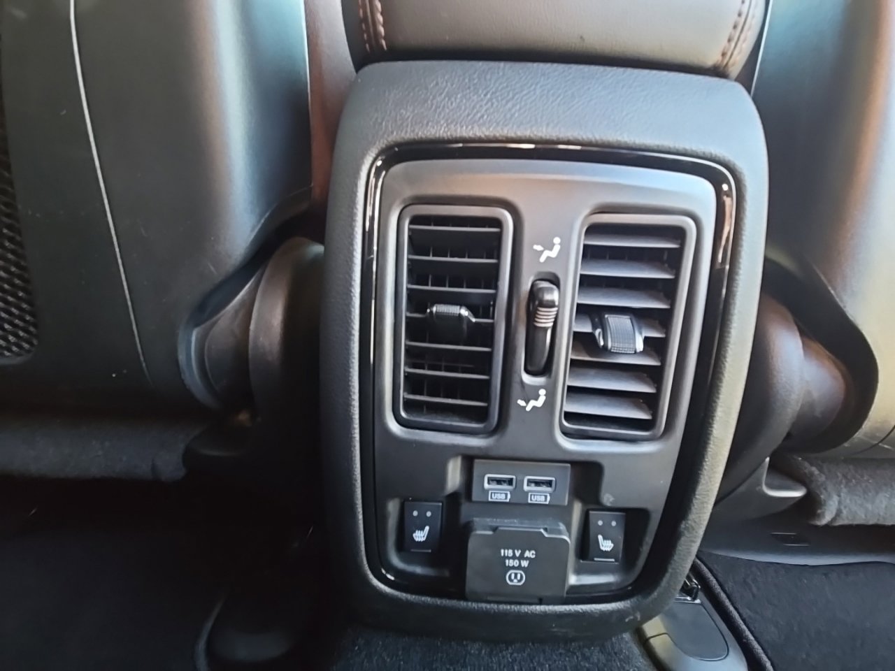 Used 2025 Dodge Durango GT AWD/4WD image 24