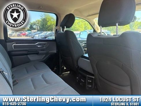 Used 2019 RAM 1500 Big Horn AWD/4WD image 14