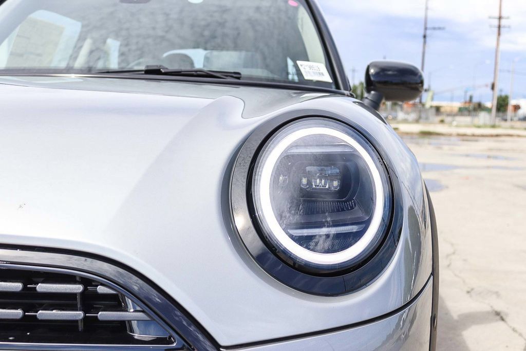 New 2027 MINI Cooper 2-Door Hardtop FWD image 9